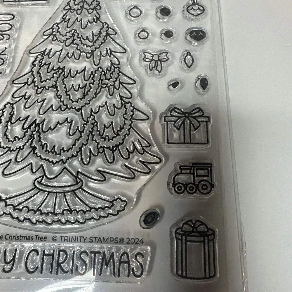 Trinity LITTLE CHRISTMAS TREE Stamptember 2024 Stamps Simon Says HOLIDAY Decor